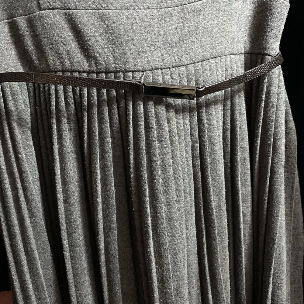 Jessica Simpson Dress - Picture 2 of 4